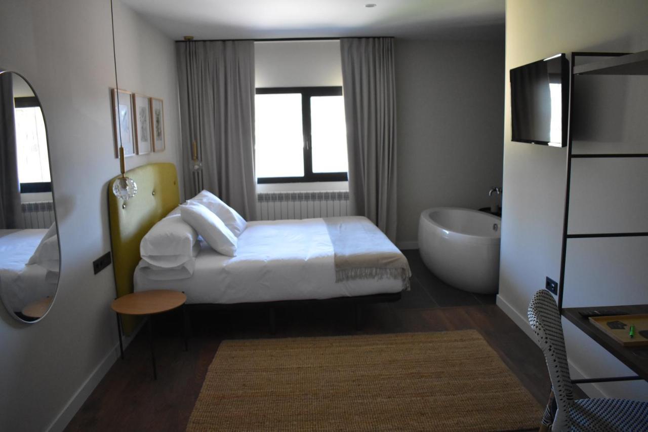 Duruelo Mountain Suites Duruelo de la Sierra Εξωτερικό φωτογραφία