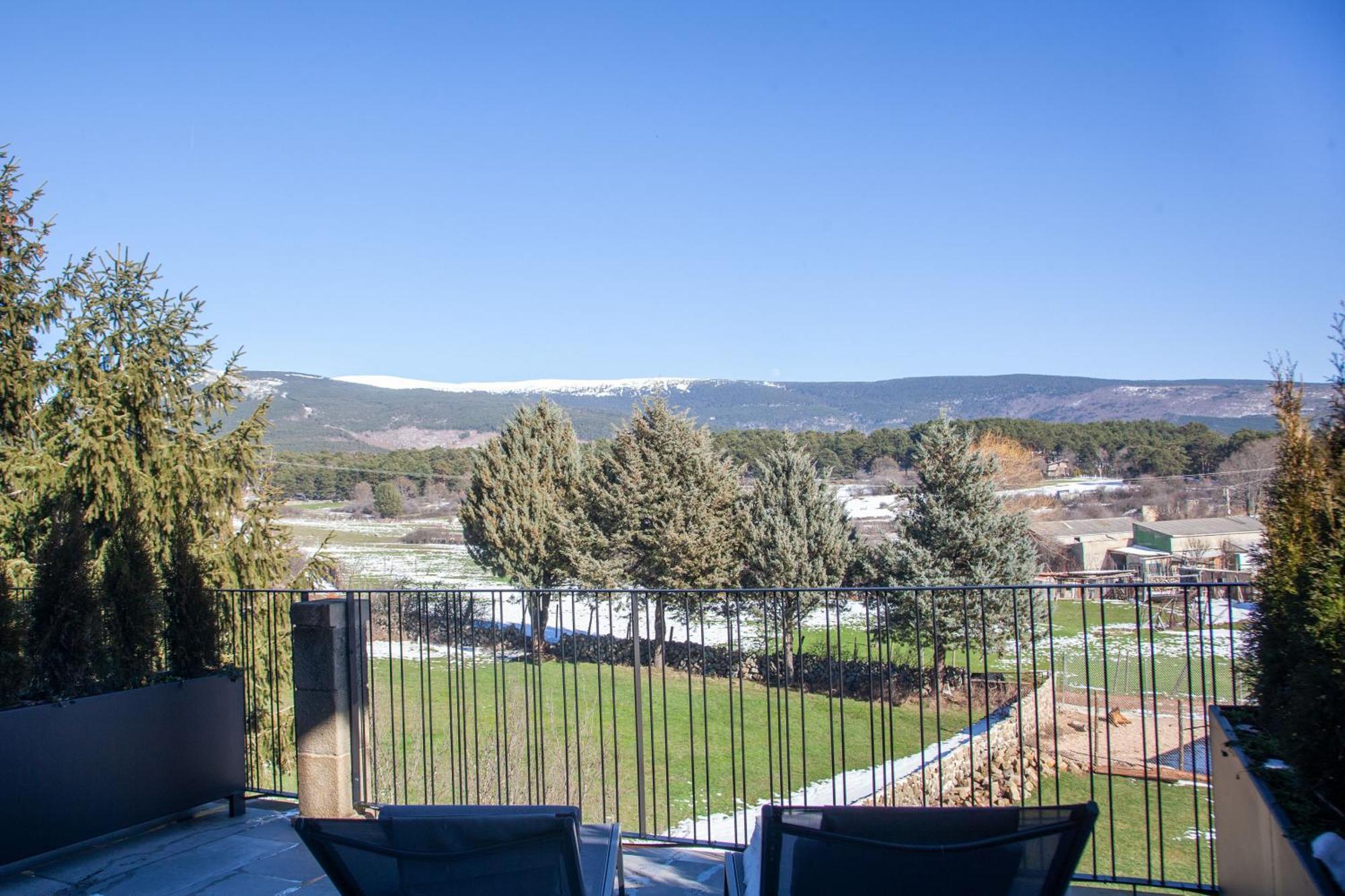 Duruelo Mountain Suites Duruelo de la Sierra Εξωτερικό φωτογραφία